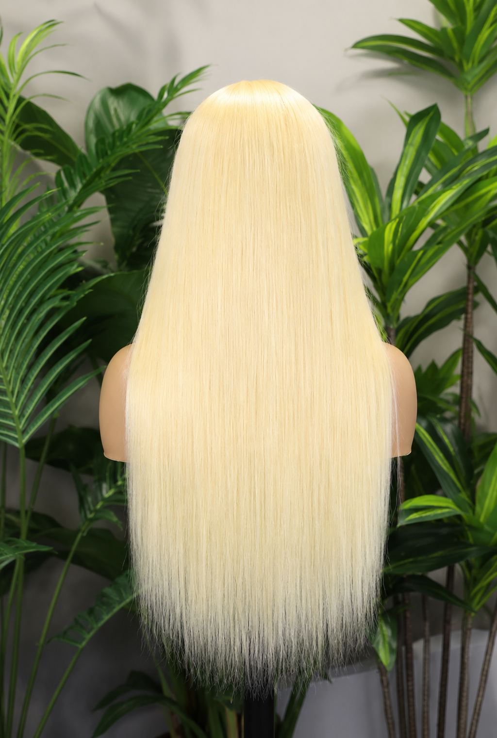 Perruque full frontal lace lisse blond platine 613 220% - vue 4